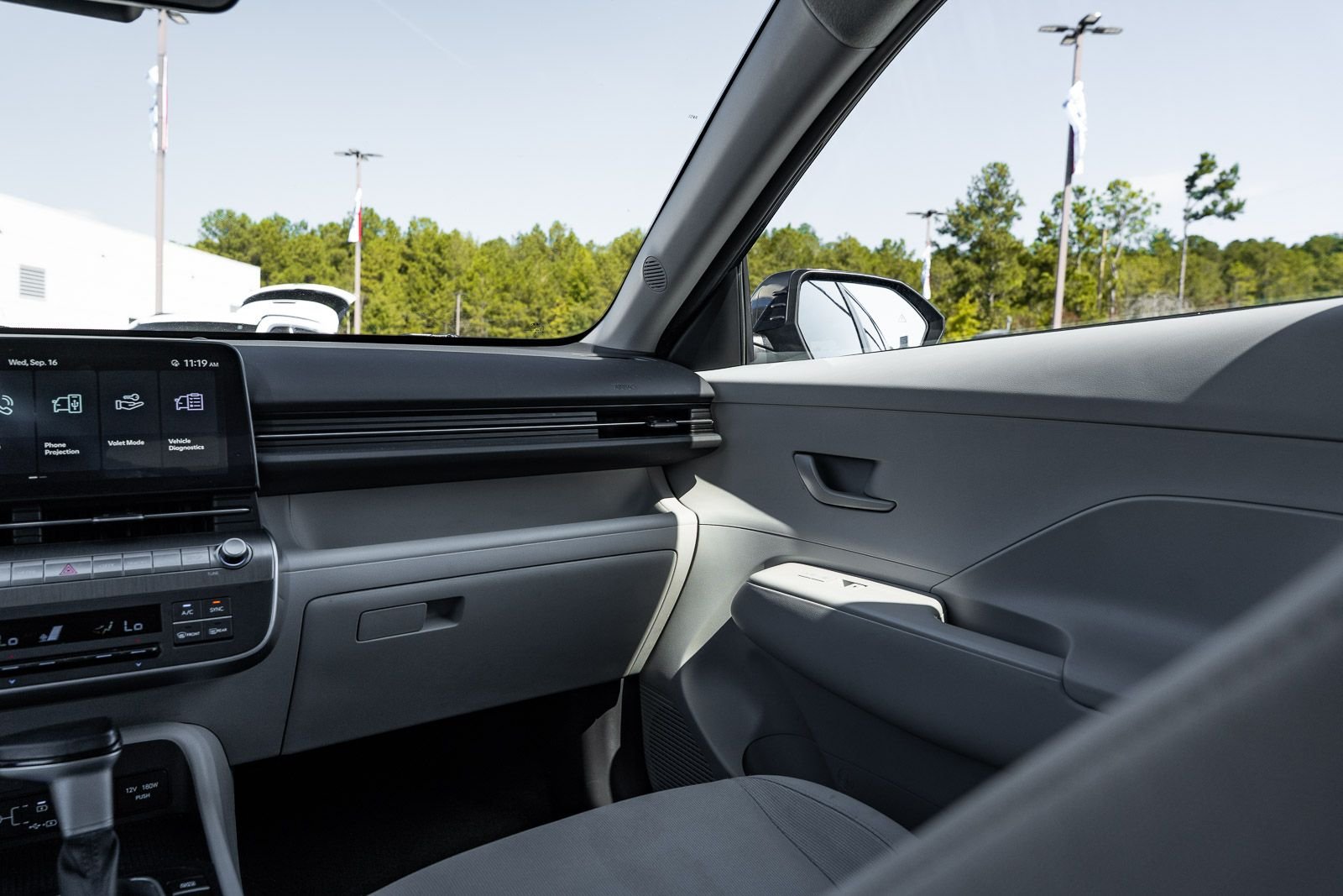Used 2024 Blue Hyundai SEL image 29