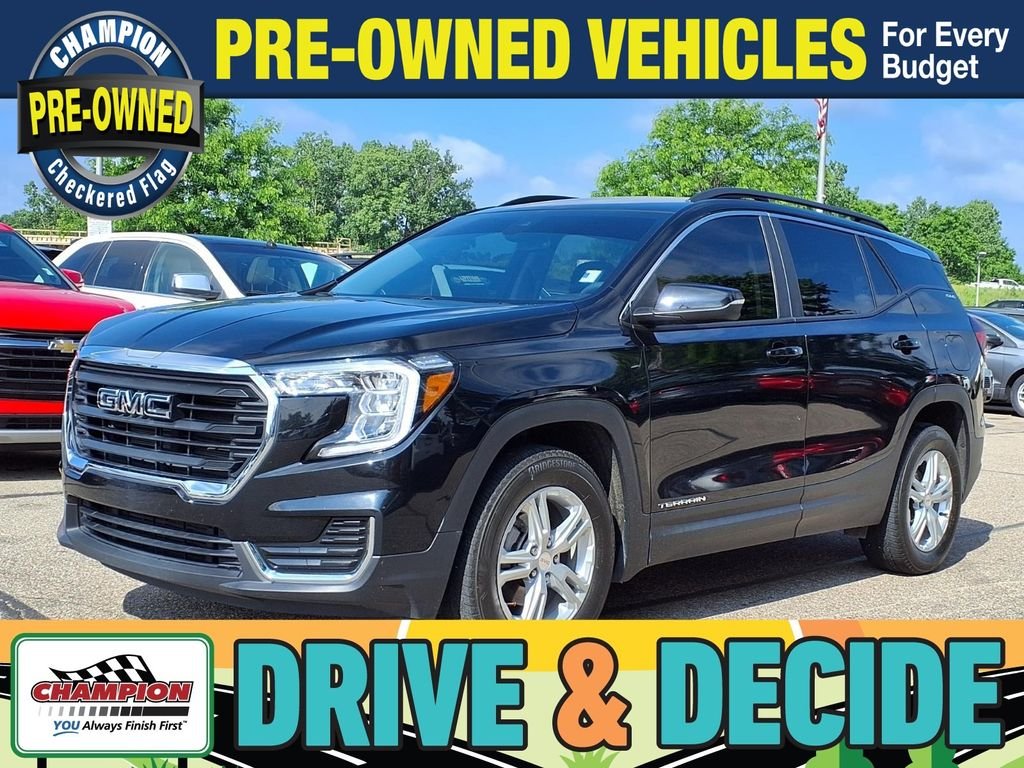 Used 2024 Black GMC SLE image 1