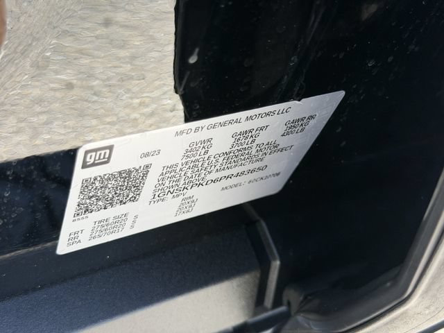 Used 2023 Black Chevrolet Z71 image 43