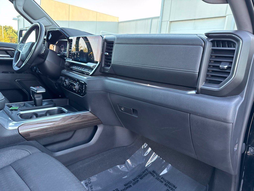 Used 2022 Black Chevrolet LT Trail Boss image 24