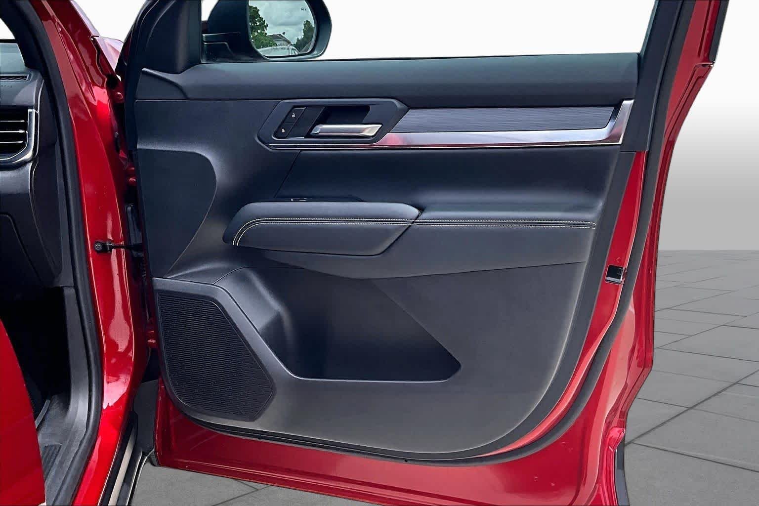Used 2026 Volcanic Red Tintcoat GMC FWD Elevation image 22