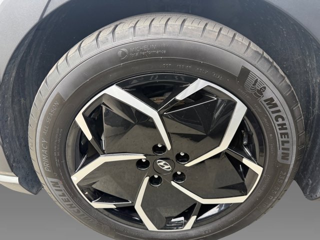 Used 2024 Teal Hyundai SEL image 9
