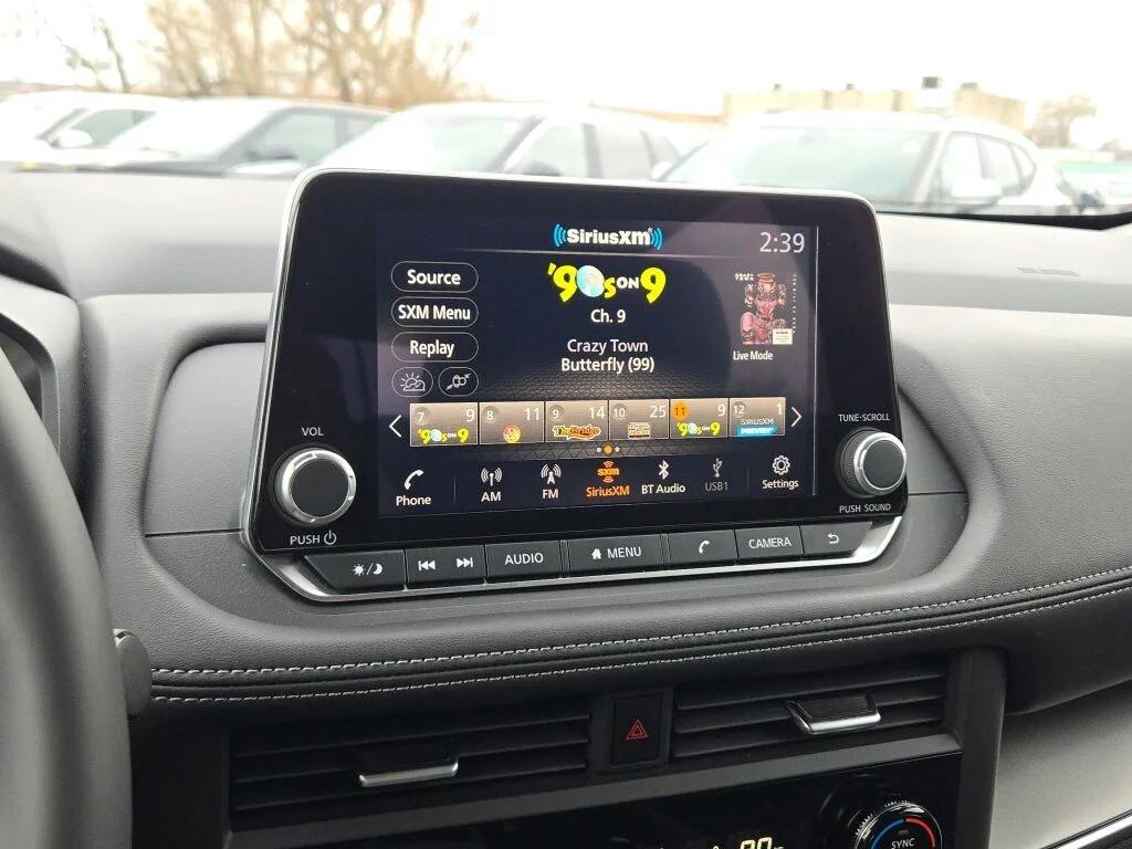 Used 2025 Black Nissan SV image 27