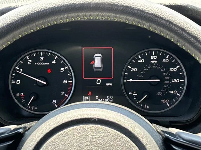 Used 2025 Silver Subaru Onyx Edition image 25