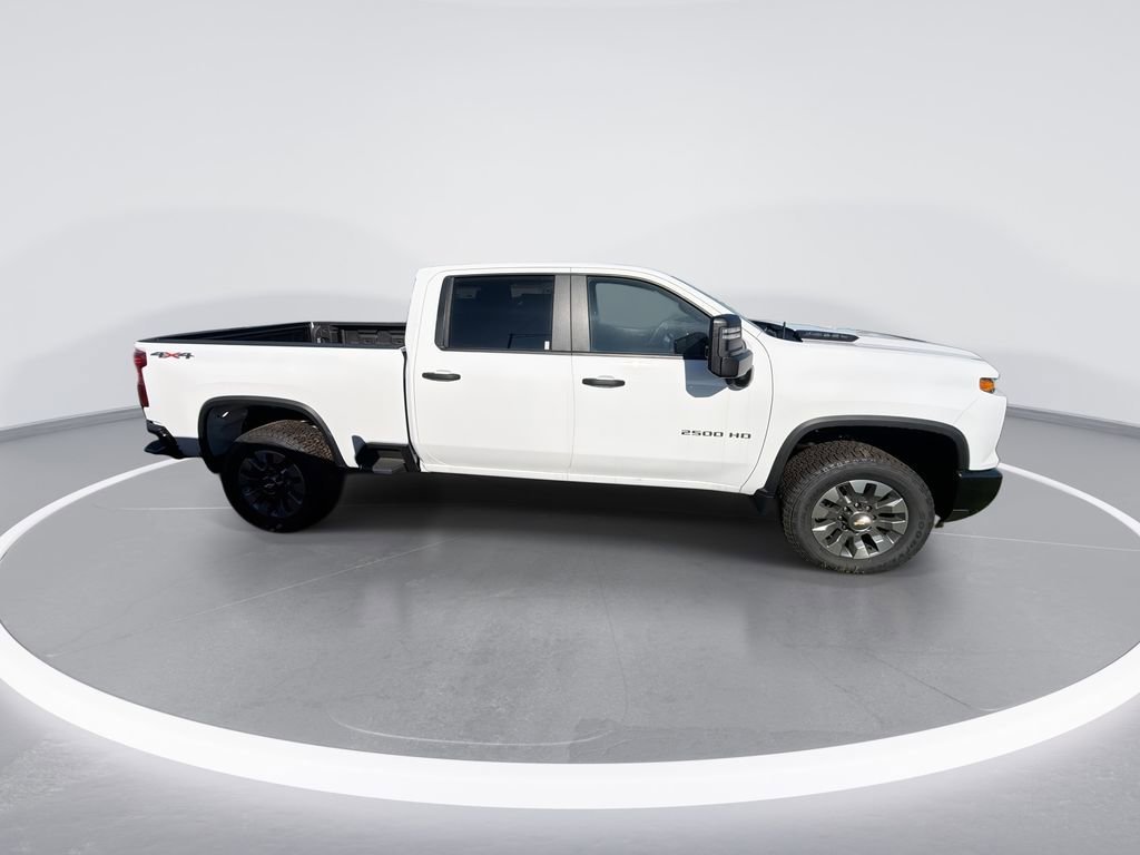 2026 Chevrolet Silverado 2500 HD Custom - Photo 9