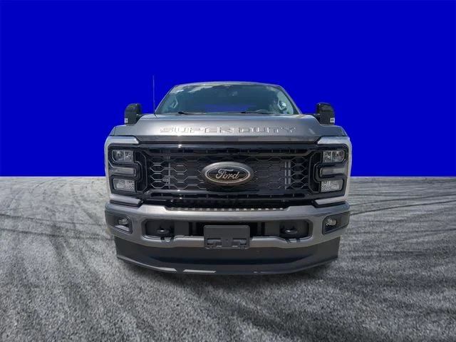 New 2026 Carbonized Gray Metallic Ford F-350® Lariat® image 9