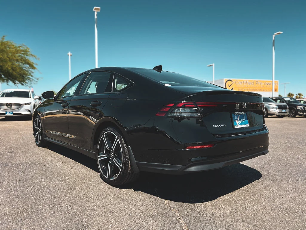 New 2026 Crystal Black Pearl Honda SE image 5