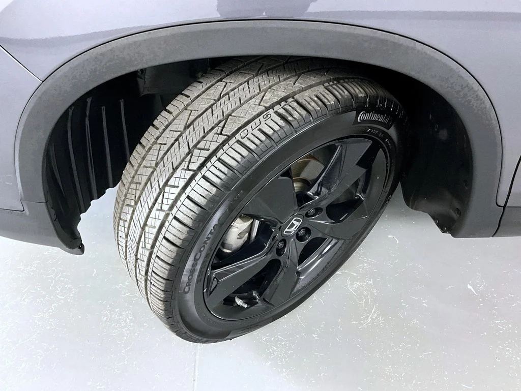 Certified Used 2021 Gray Honda Elite image 23