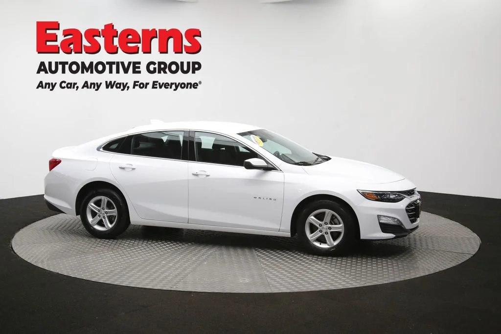 Used 2024 White Chevrolet LT image 46