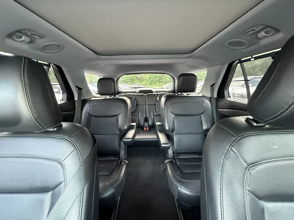 Used 2023 Stone Blue Metallic Ford Limited 4WD image 19