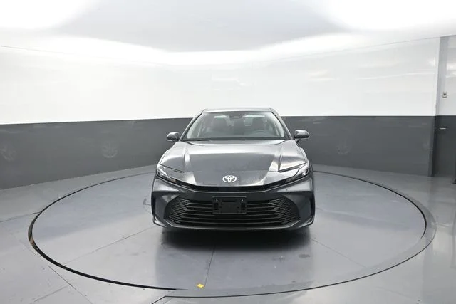Used 2026  Toyota LE image 31
