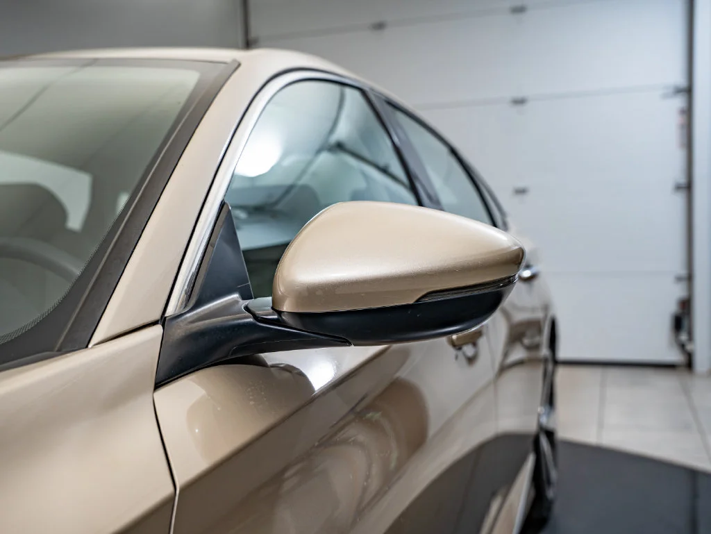 Used 2018 Gold Honda Touring image 9