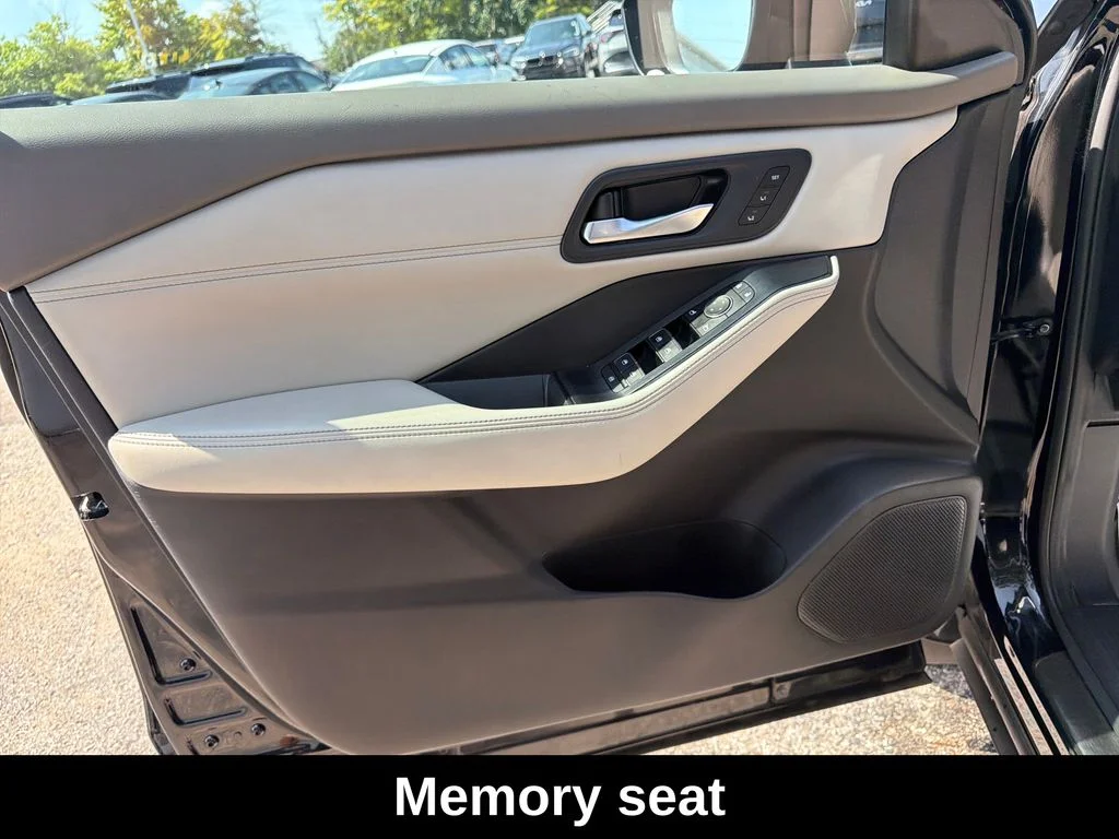 Used 2023 Black Nissan SL image 12