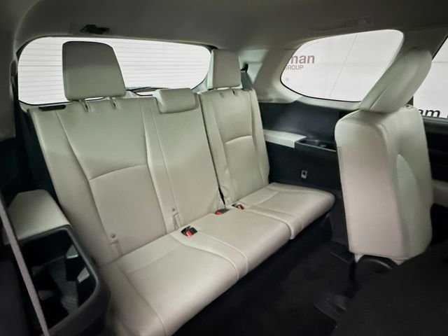 Used 2024 Black Toyota XLE image 27