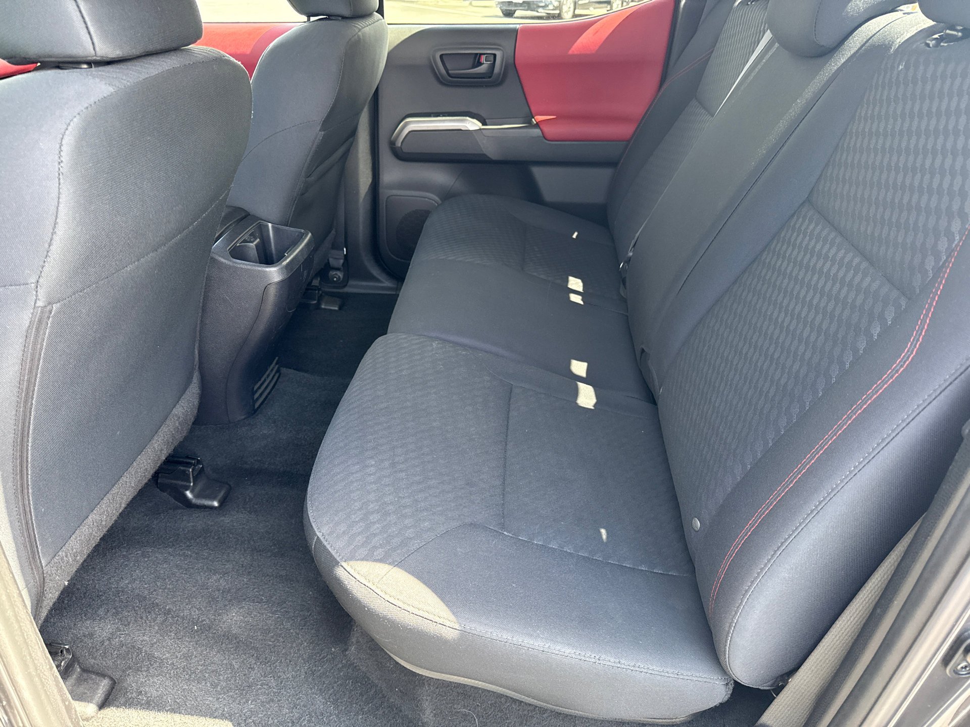 2021 Toyota Tacoma SR5 - Photo 16