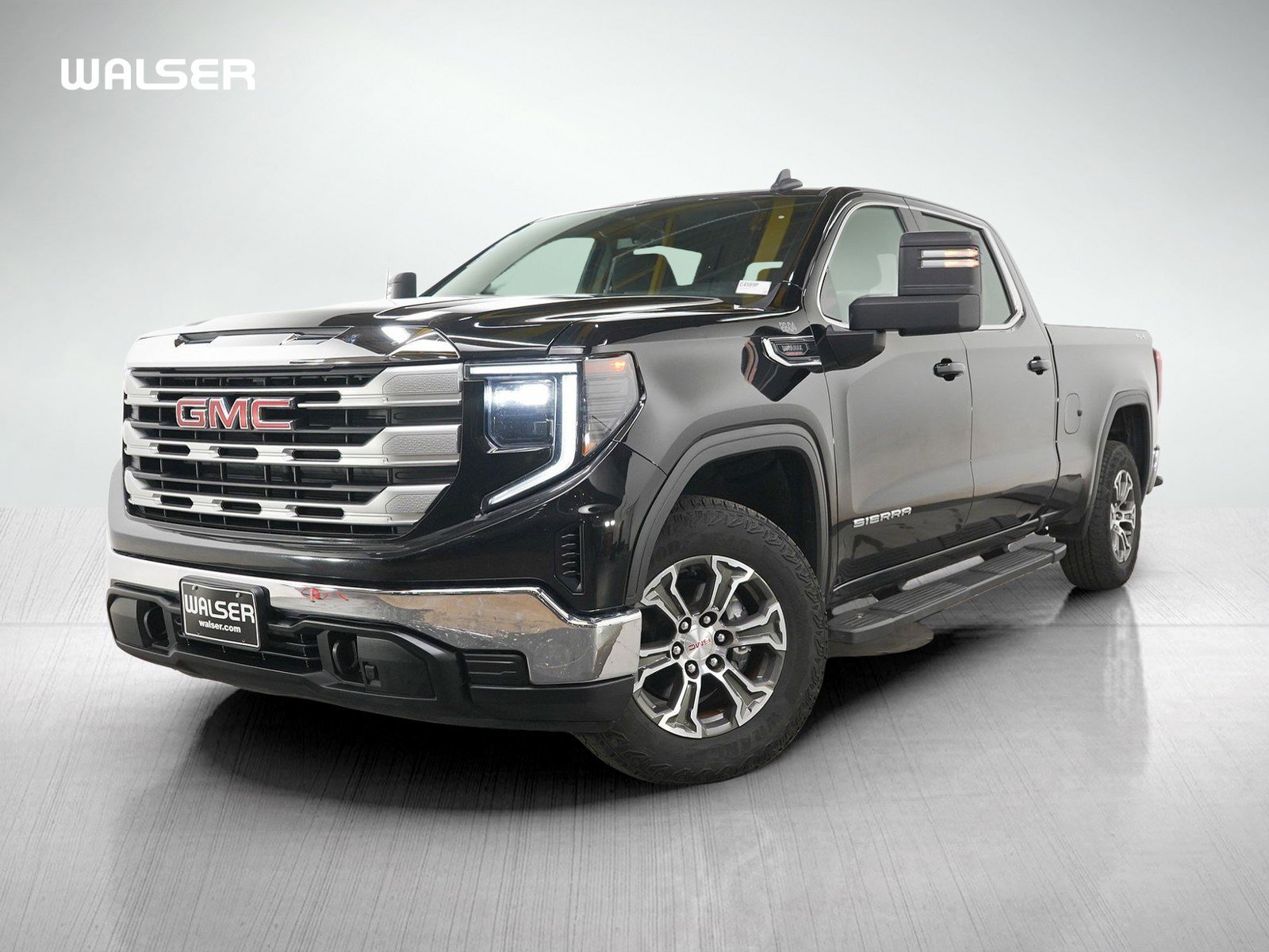2022 GMC Sierra SLE 4WD Crew Cab Short Box's photo