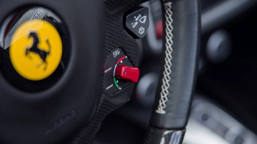 Used 2016 Grigio Silverstone Ferrari T image 20