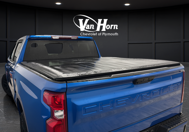 Used 2022 Glacier Blue Metallic Chevrolet RST image 28