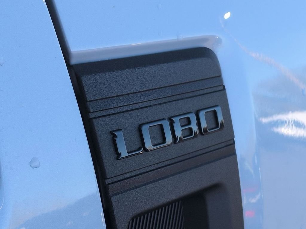 New 2026 Space White Metallic Ford Lobo™ image 65