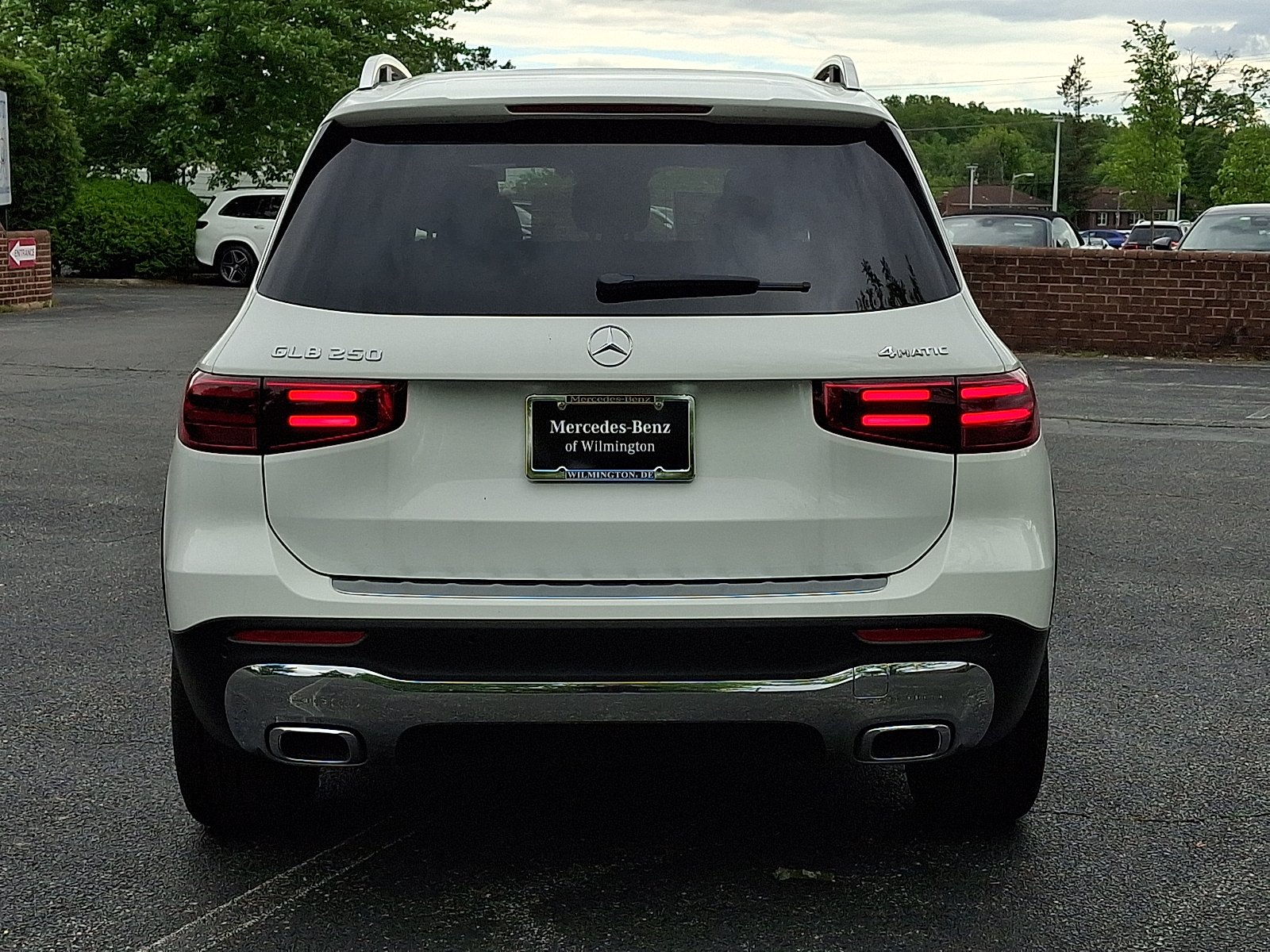 New 2026 Polar White Mercedes-Benz GLB 250 image 5