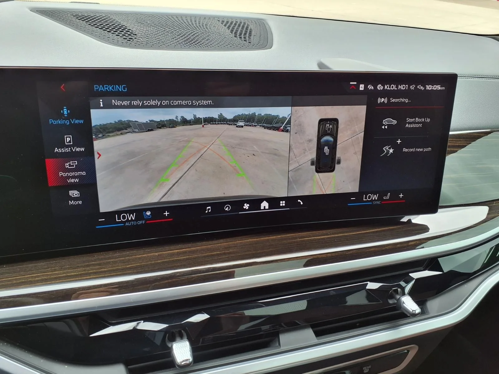 Used 2024 Green BMW M60i image 12