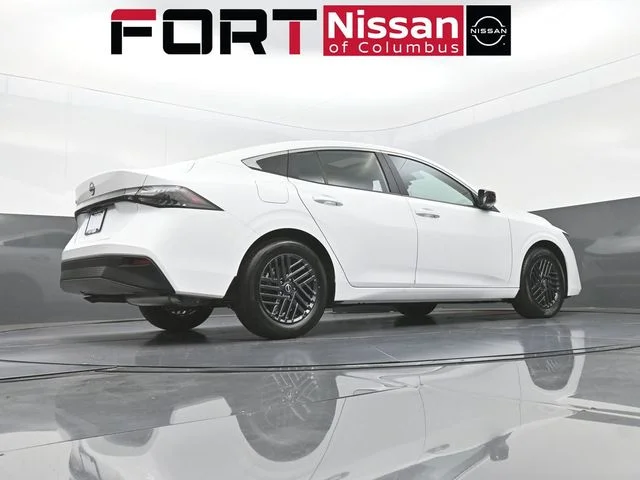 New 2027 White Nissan SV image 39