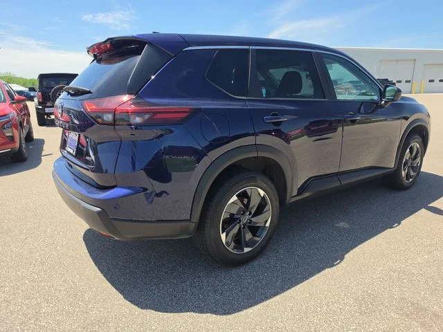 Used 2025 Deep Ocean Blue Nissan SV image 8