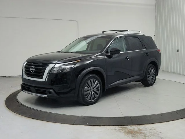 Used 2025 Black Nissan SL image 4