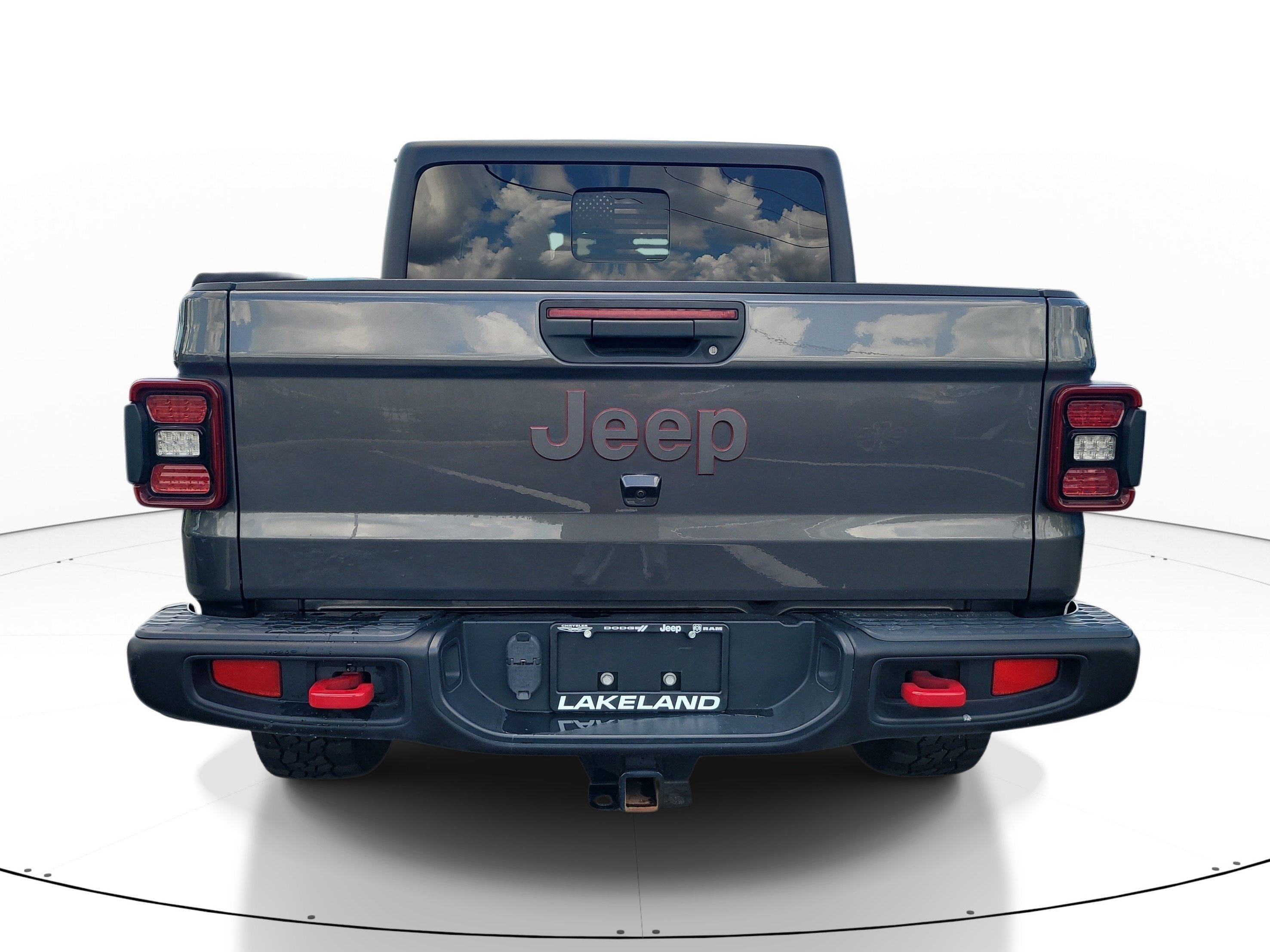 Used 2024 Granite Crystal Metallic Clearcoat Jeep Rubicon image 5