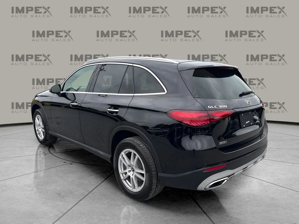 Used 2023 Black Mercedes-Benz GLC 300 image 3