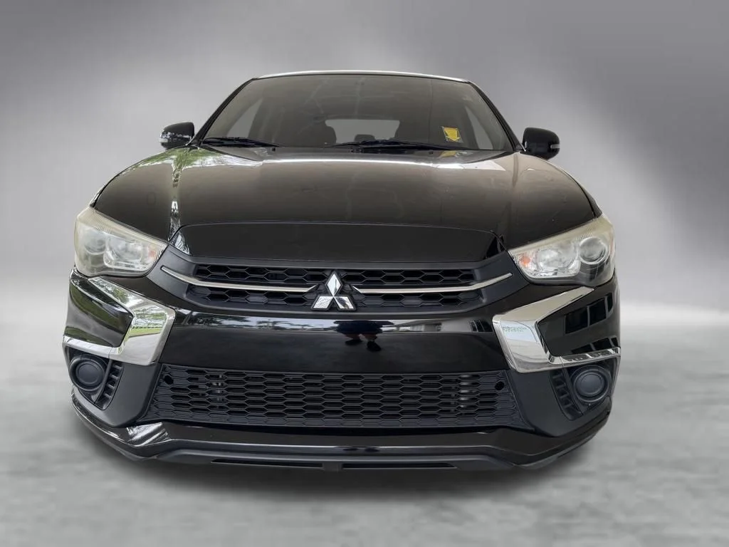Used 2019 Black Mitsubishi 2.0 SP image 11