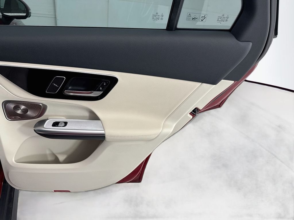Certified Used 2026 MANUFAKTUR Patagonia Red Metallic Mercedes-Benz GLC 300 image 26