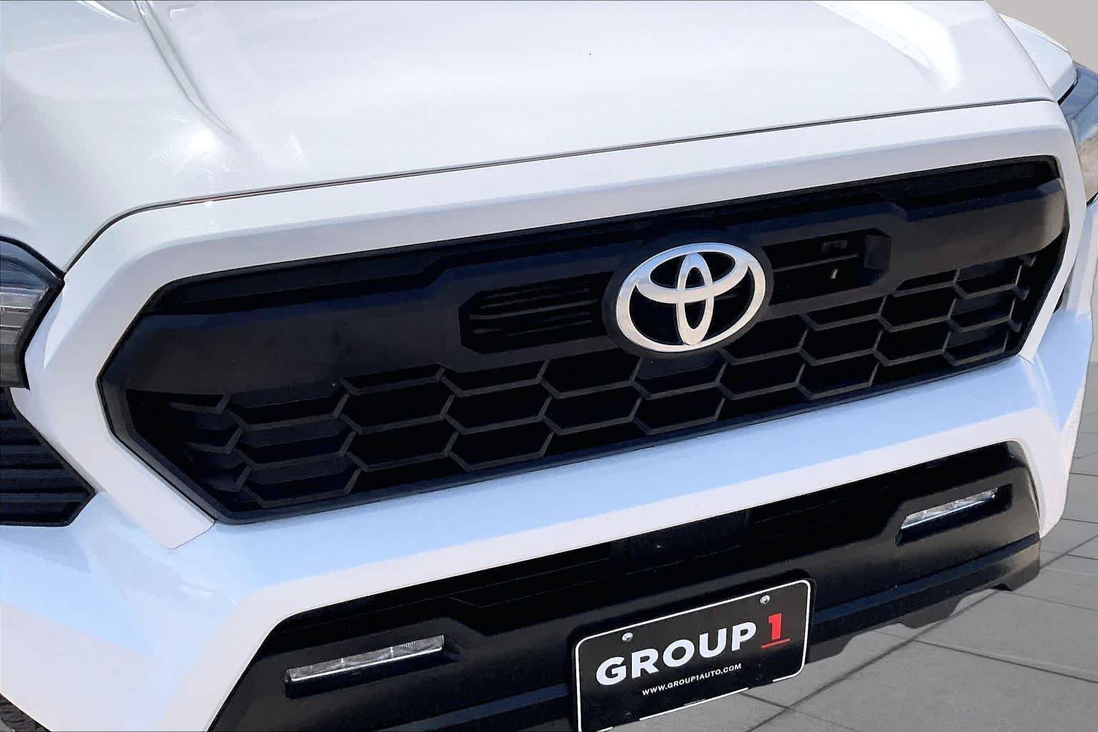 Used 2024 Ice Cap Toyota TRD Off Road image 28