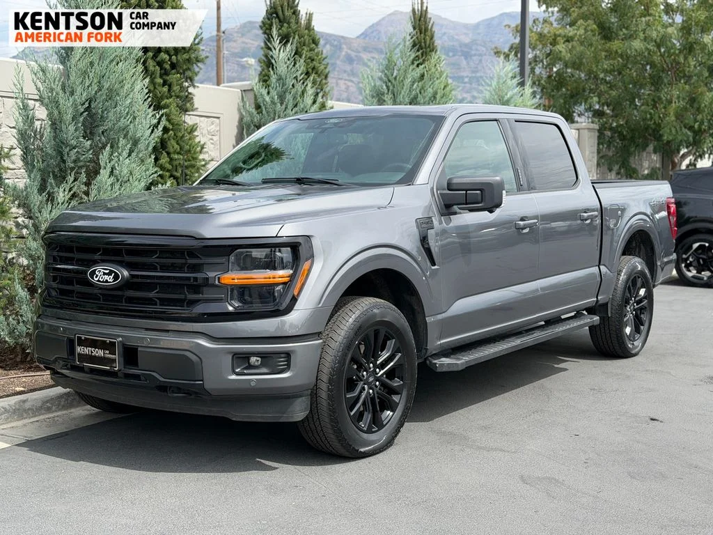 Used 2024 Silver Ford XLT image 2