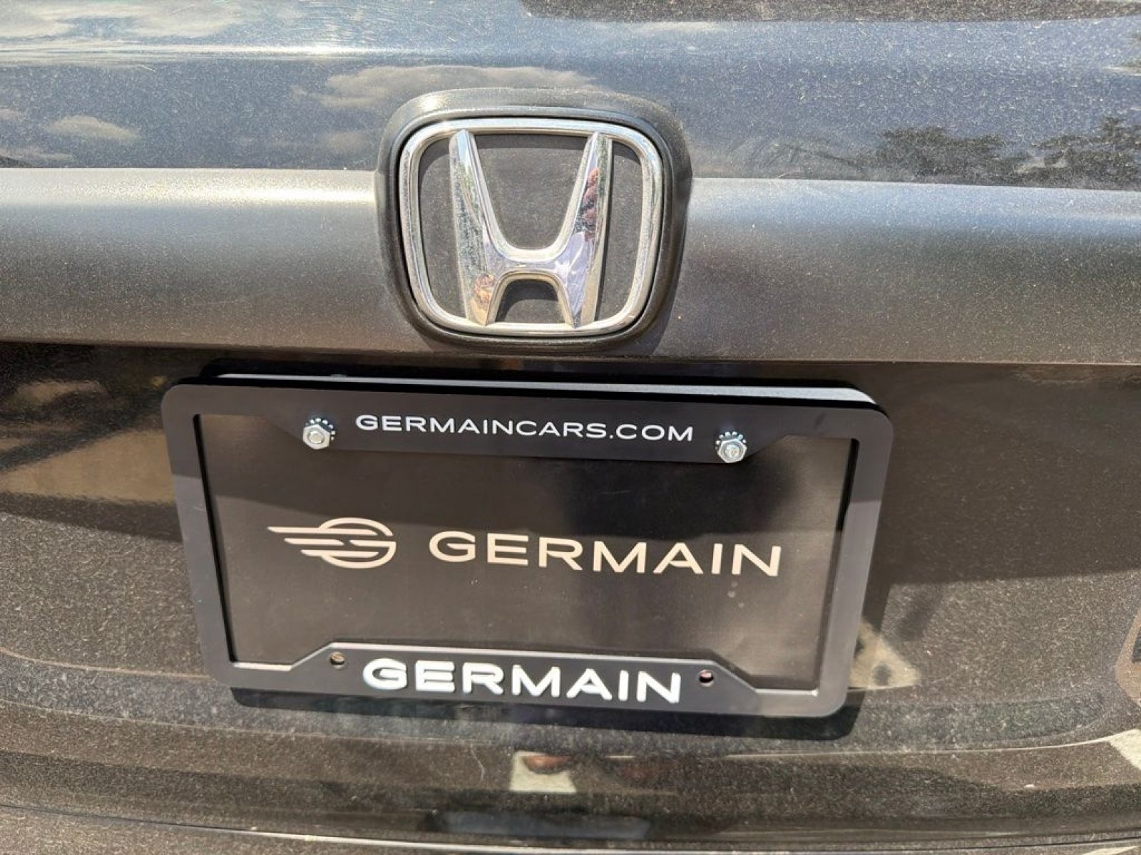 Used 2011 Crystal Black Pearl Honda SE image 9