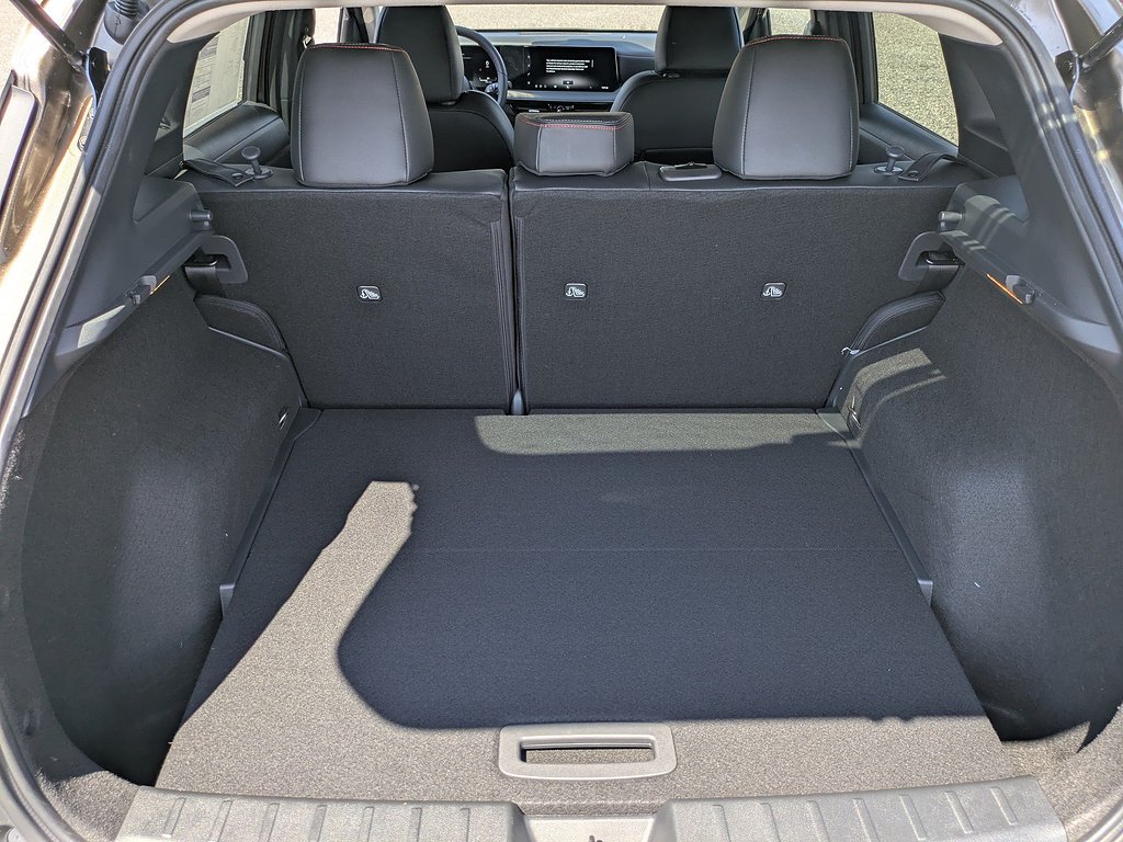 2026 Nissan KICKS SR - Photo 12