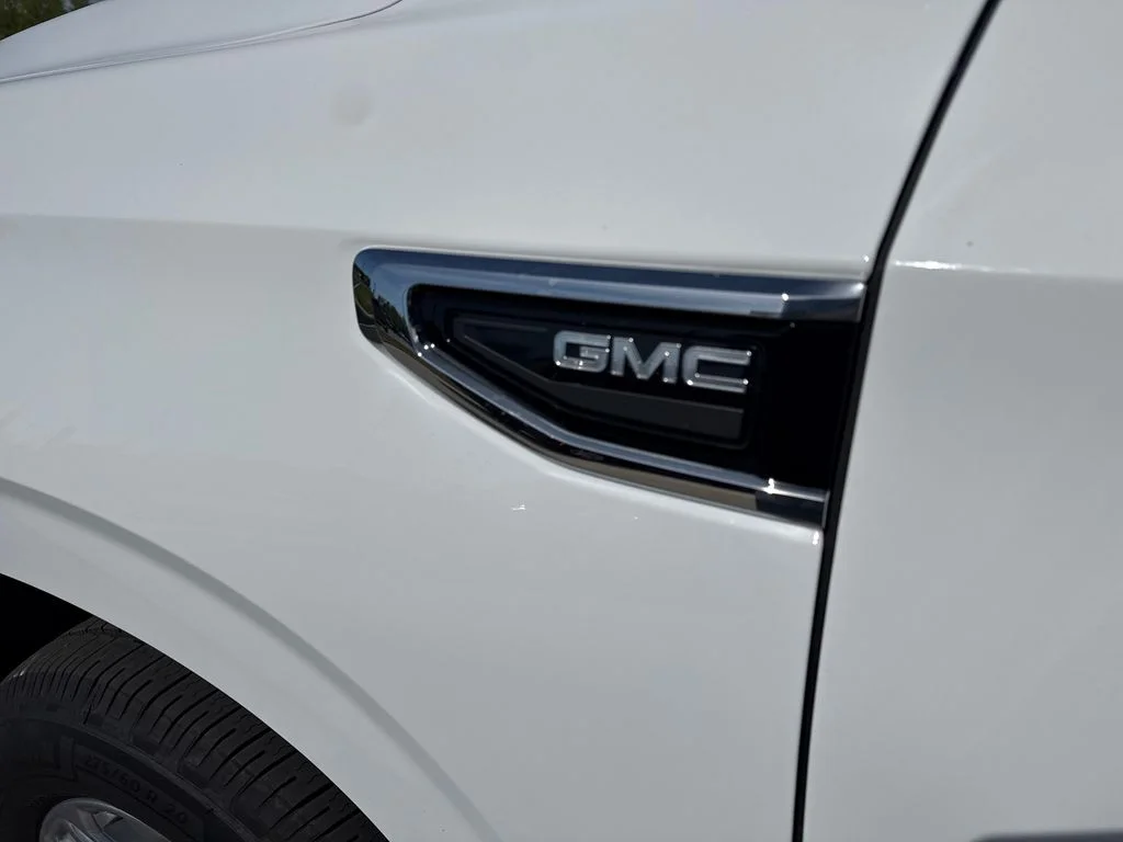 Certified Used 2023 White GMC SLT image 37