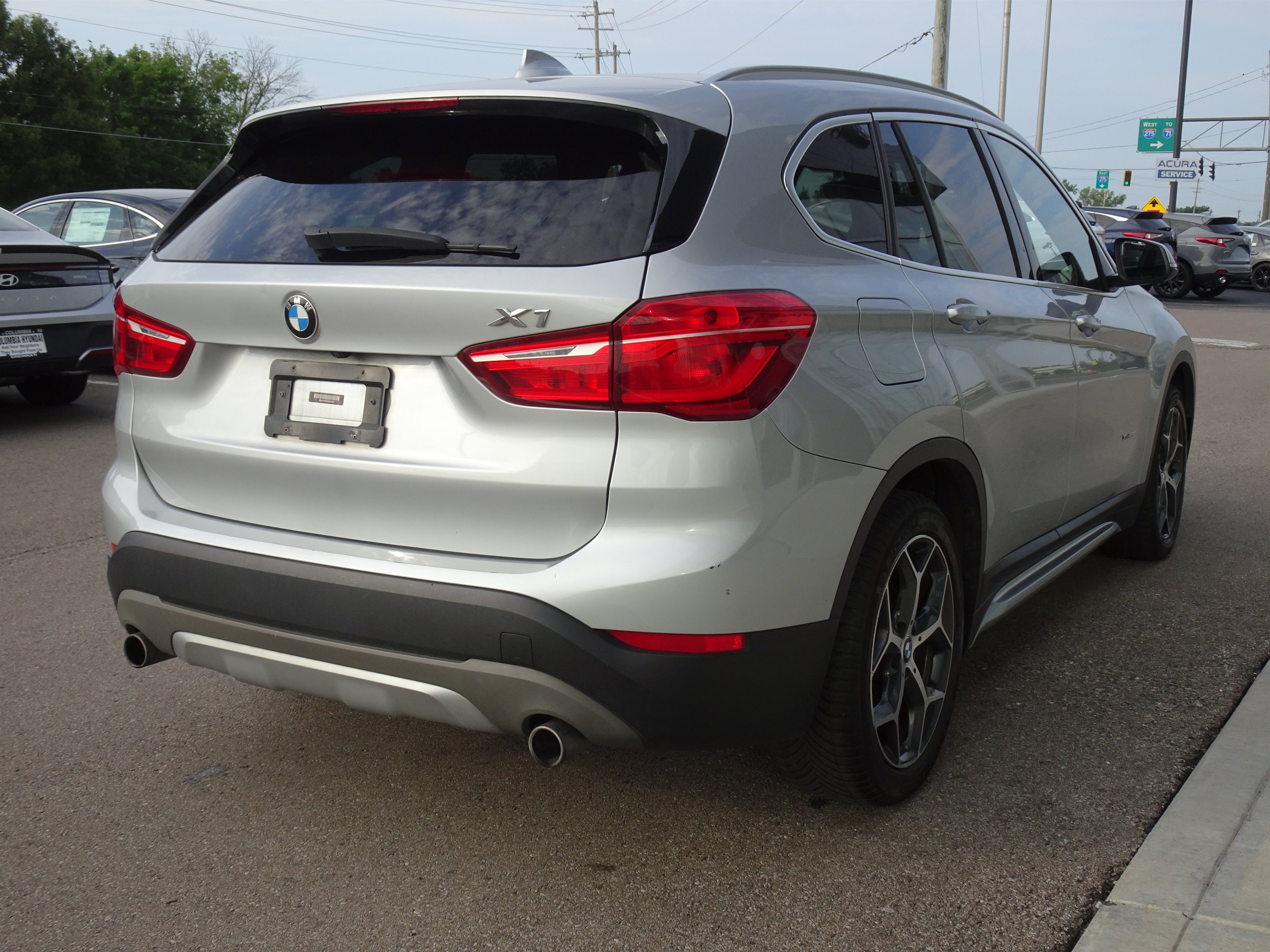 Used 2018 Glacier Silver Metallic BMW xDrive28i image 5
