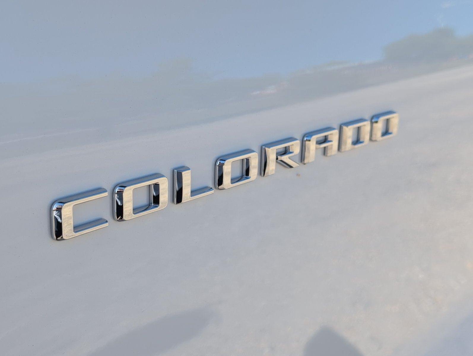 New 2026 Summit White Chevrolet LT image 10