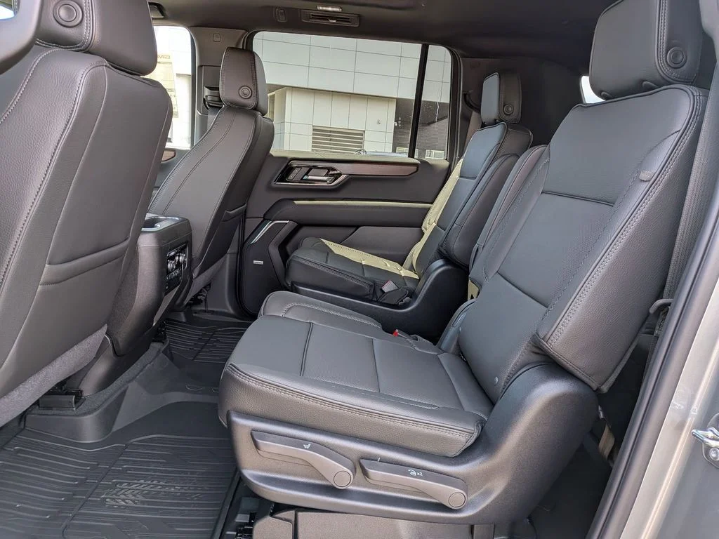 2026 GMC Yukon XL Denali - Photo 21