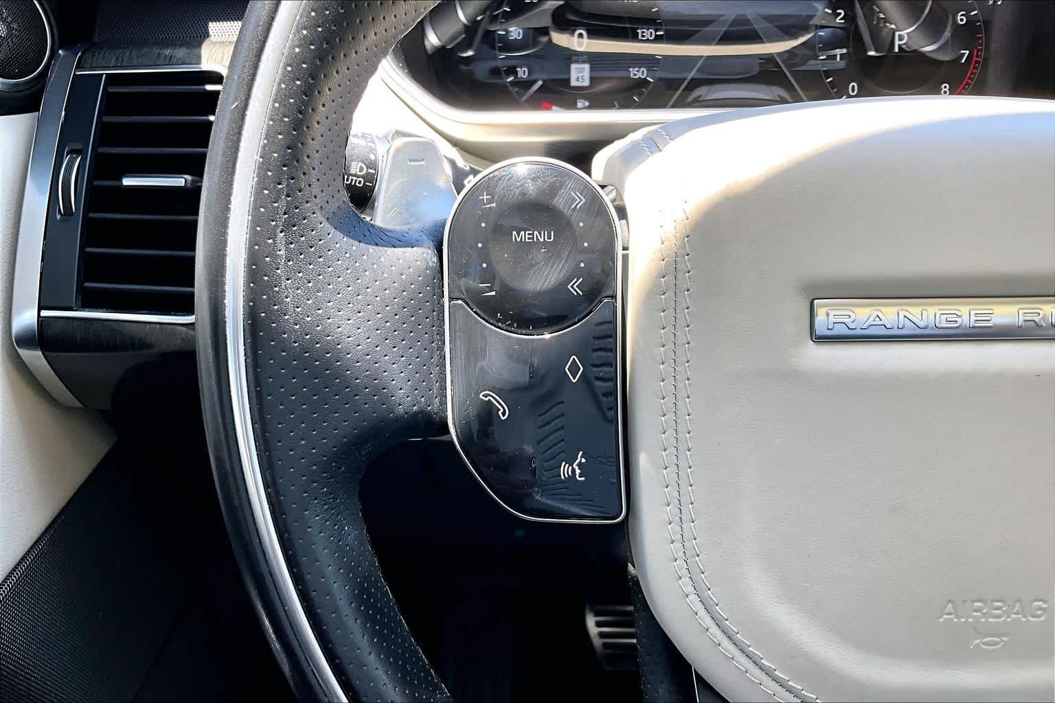 Used 2022 Ethereal Frost Silver Land Rover HSE Silver Edition image 22