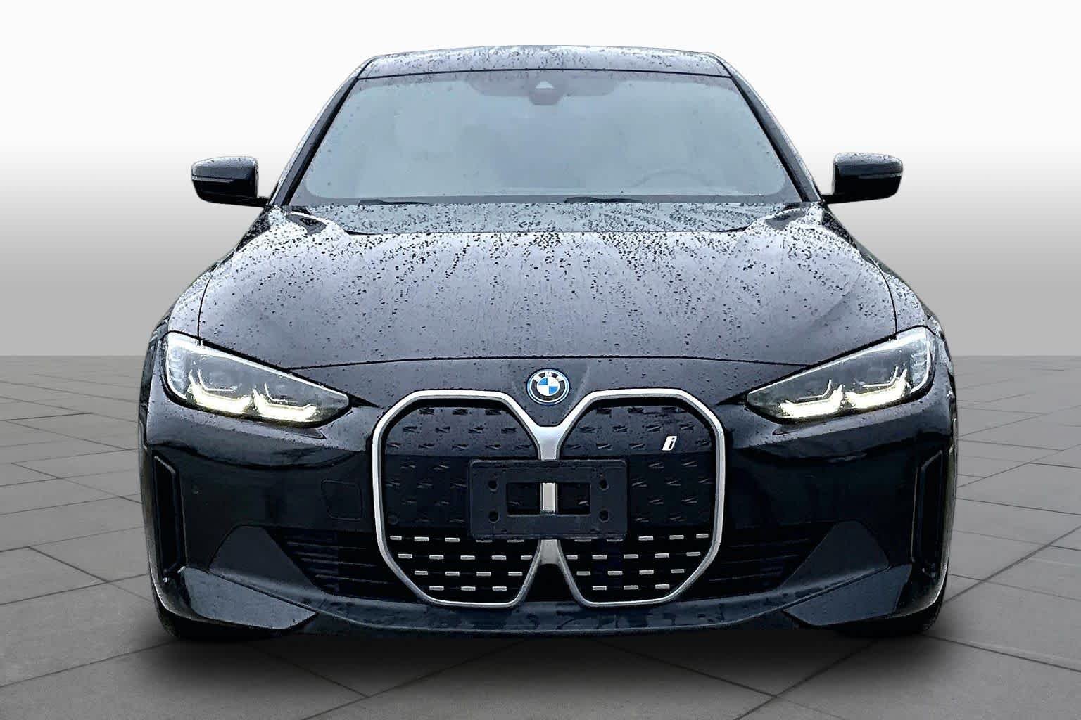 Used 2023 Jet Black BMW eDrive35 image 3