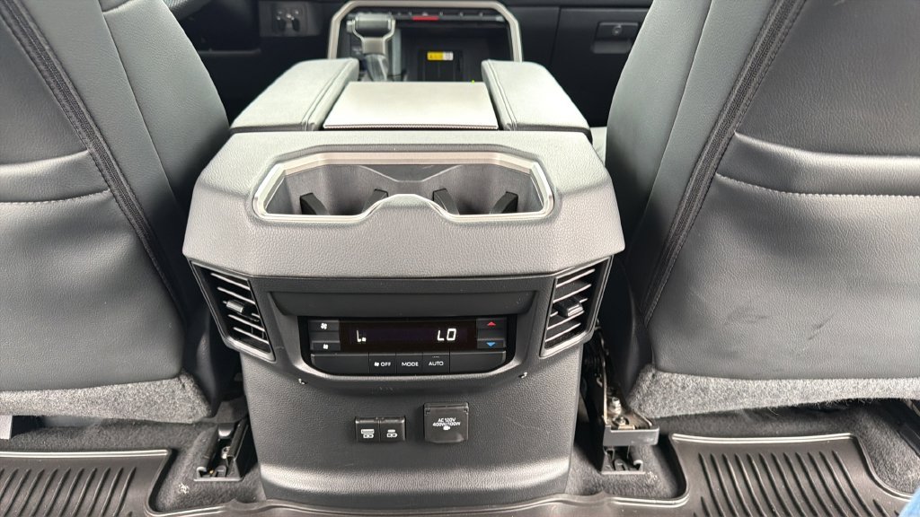 Used 2024  Toyota Limited image 28