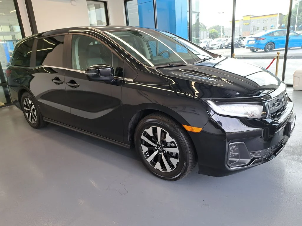 Used 2026  Honda EX-L image 8
