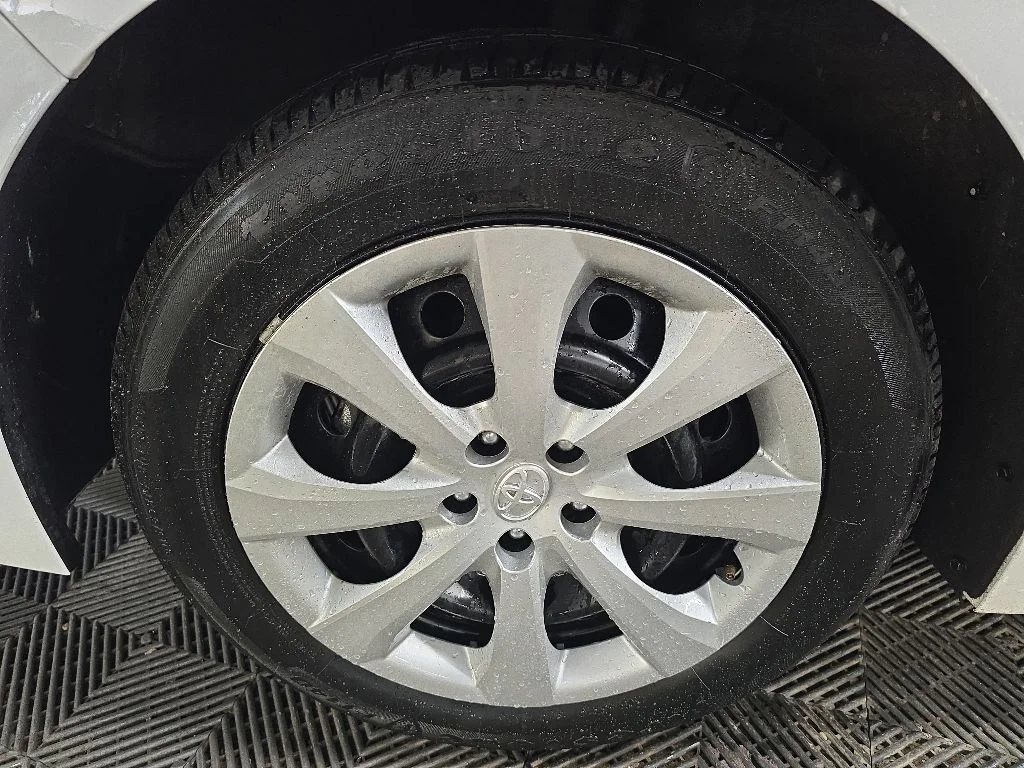 Used 2024 White Toyota LE image 13