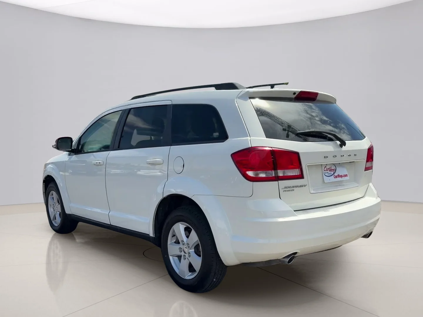 Used 2017 White Dodge SE image 3