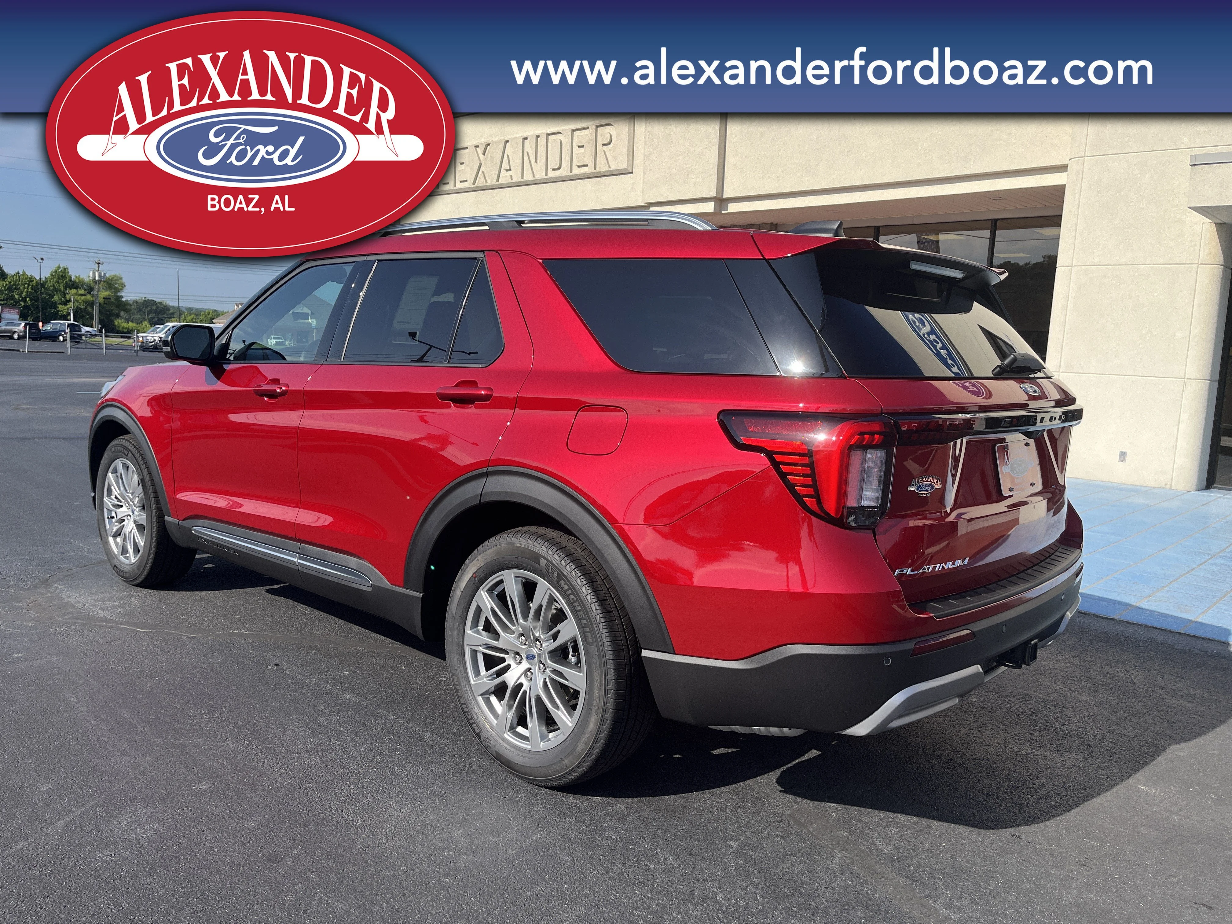 New 2026 Rapid Red Metallic Tinted Clearcoat Ford Platinum™ image 2