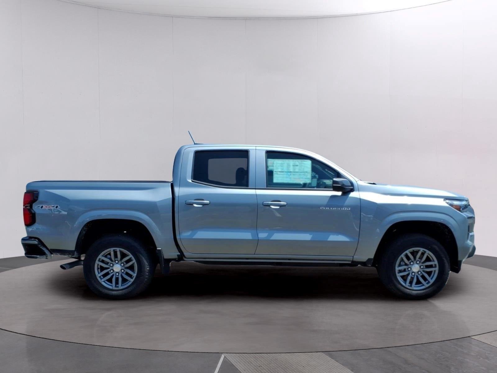 2026 Chevrolet Colorado LT - Photo 6