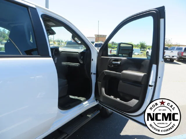 Used 2025 White Chevrolet Work Truck image 39