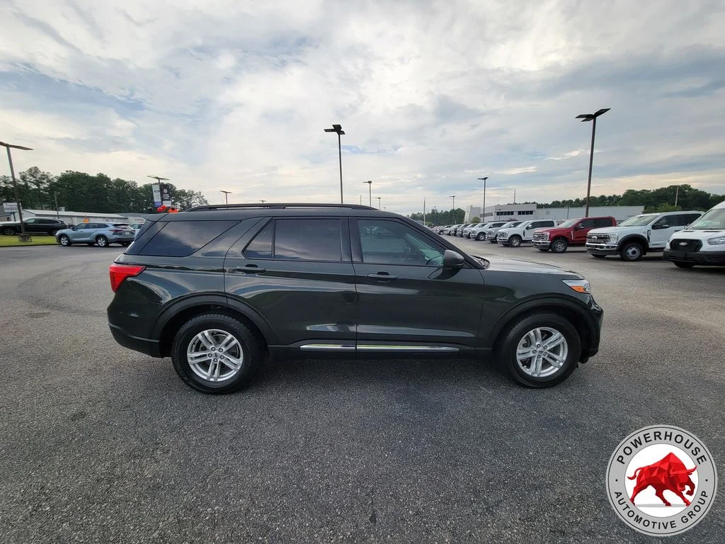 Used 2022 Green Ford XLT image 6